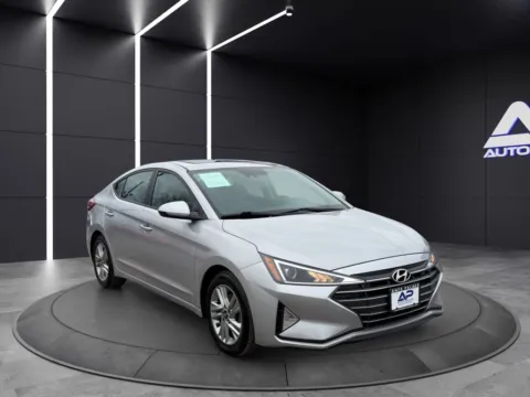 Another view of 2020 HYUNDAI ELANTRA SEL for sale in Columbus, OH at Auto Palace
