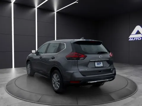 More photos of 2018 NISSAN ROGUE S KBB VALUE 12,600 WOW at Auto Palace, OH