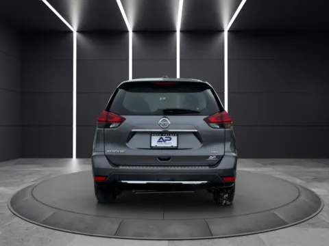 More photos of 2018 NISSAN ROGUE S KBB VALUE 12,600 WOW at Auto Palace, OH