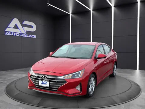 Red 2020 HYUNDAI ELANTRA SEL KBB VALUE 11,5K WOW for sale in Columbus, OH