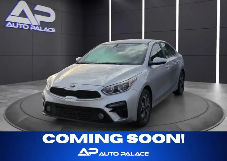 Silver 2019 KIA FORTE LXS KBB VALUE 12,6K WOW for sale in Columbus, OH
