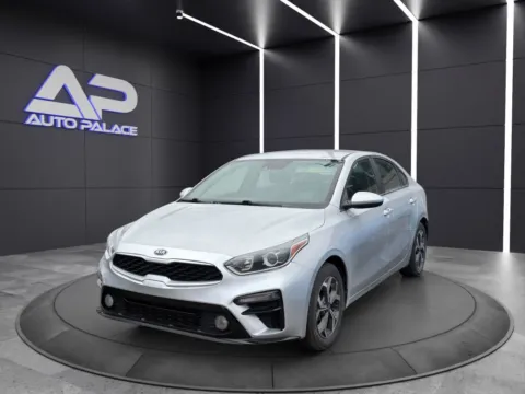Silver 2021 KIA FORTE LXS KBB VALUE 14K WOW for sale in Columbus, OH