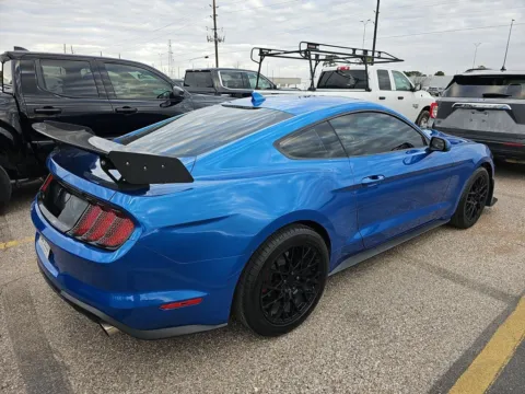 Photos of 2021 FORD MUSTANG for sale in Columbus, OH at Auto Palace