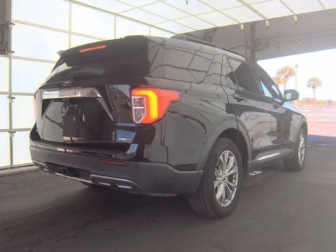 Photos of 2020 FORD EXPLORER XLT for sale in Columbus, OH at Auto Palace