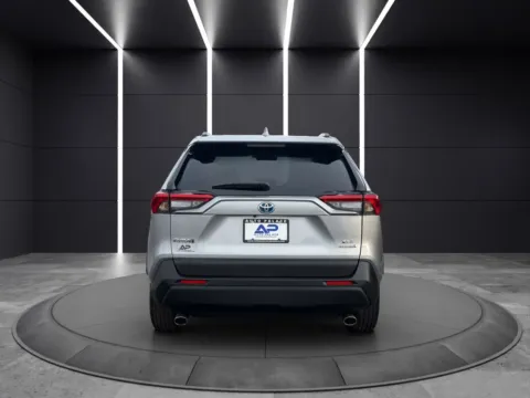 More photos of 2020 TOYOTA RAV4 HYBRID XLE KBB VALUE 26K WOW at Auto Palace, OH