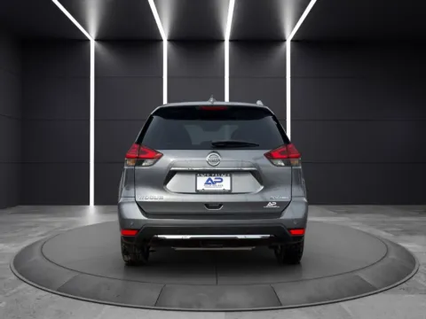 More photos of 2020 NISSAN ROGUE SV KBB VALUE 20K WOW at Auto Palace, OH