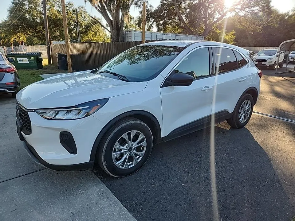 White 2024 FORD ESCAPE ACTIVE for sale in Columbus, OH