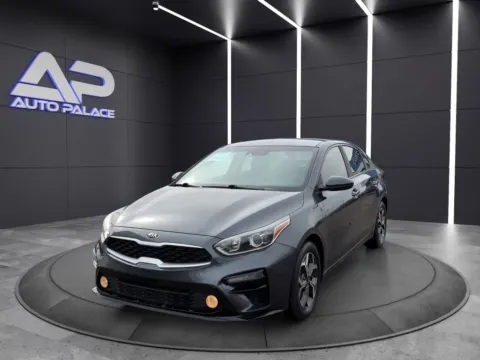 Black 2019 KIA FORTE LXS for sale in Columbus, OH