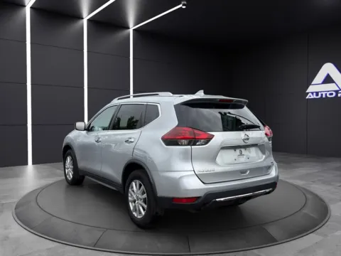 More photos of 2018 NISSAN ROGUE SV KBB VALUE $11,800 WOW at Auto Palace, OH
