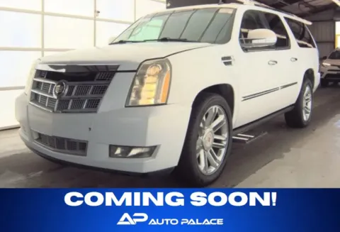 White 2014 CADILLAC ESCALADE ESV PLATINUM for sale in Columbus, OH