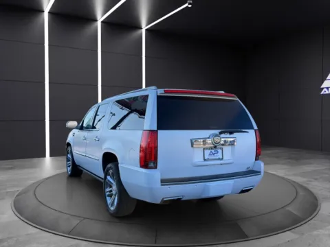 More photos of 2014 CADILLAC ESCALADE ESV PLATINUM at Auto Palace, OH