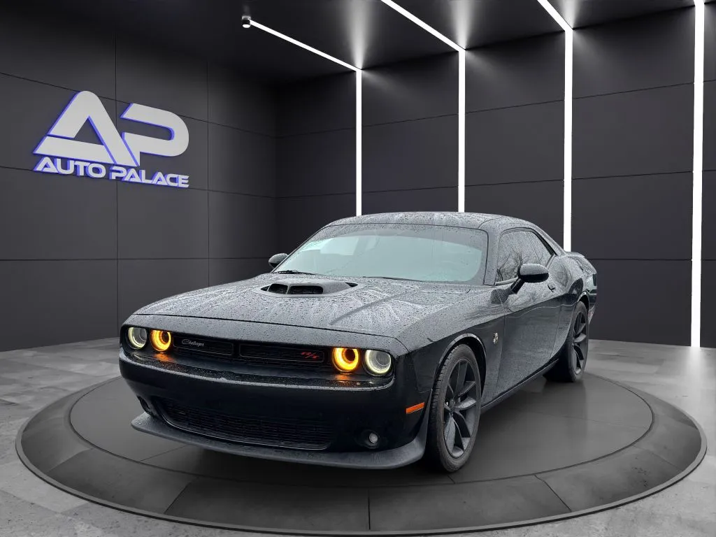 Black 2016 DODGE CHALLENGER R/T SCAT PACK for sale in Columbus, OH