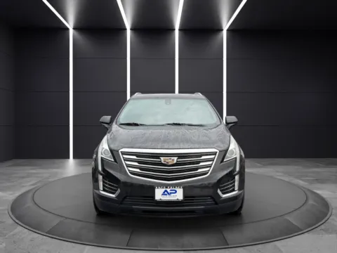 Black 2018 CADILLAC XT5 KBB VALUE 15K WOW for sale in Columbus, OH