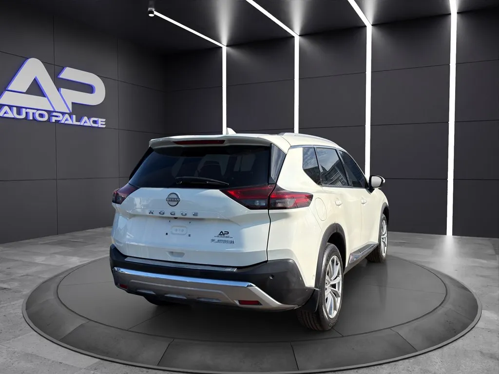 2023 Nissan Rogue Platinum - Photo 6