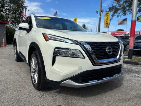 White 2023 NISSAN ROGUE PLATINUM for sale in Columbus, OH