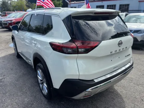Photos of 2023 NISSAN ROGUE PLATINUM for sale in Columbus, OH at Auto Palace
