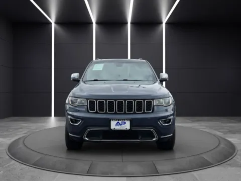 Photos of 2021 JEEP GRAND CHEROKEE LIMITED KBB VALUE 25K WOW for sale in Columbus, OH at Auto Palace