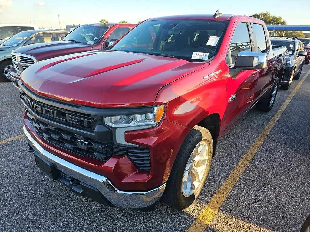 Red 2023 CHEVROLET SILVERADO 1500 LT for sale in Columbus, OH