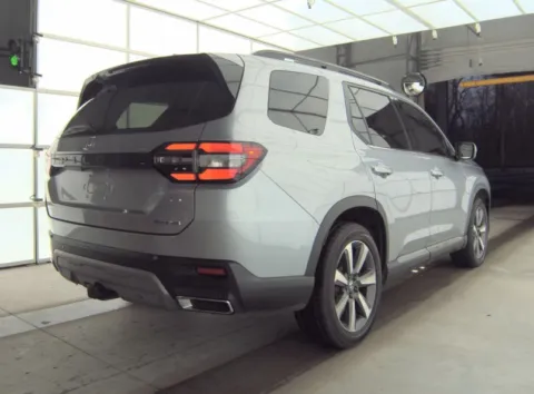 Photos of 2025 HONDA PILOT TOURING for sale in Columbus, OH at Auto Palace