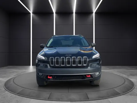 Black 2015 JEEP CHEROKEE TRAILHAWK for sale in Columbus, OH
