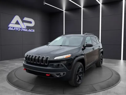 Black 2015 JEEP CHEROKEE TRAILHAWK KBB VALUE 15,500 WOW for sale in Columbus, OH