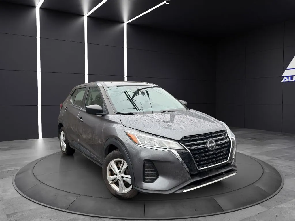 Gray 2023 NISSAN KICKS for sale in Columbus, OH