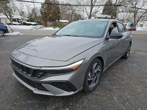 Gray 2025 HYUNDAI ELANTRA SEL SPORT for sale in Columbus, OH