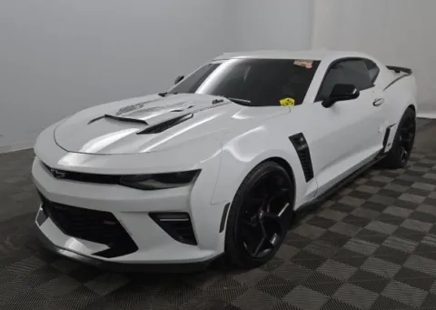 White 2017 CHEVROLET CAMARO SS for sale in Columbus, OH
