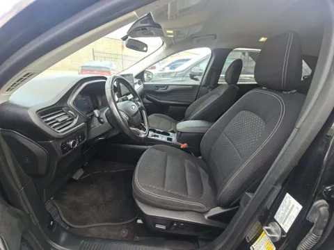 More photos of 2023 FORD ESCAPE ACTIVE at Auto Palace, OH