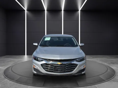 Photos of 2021 CHEVROLET MALIBU LT LOWEST PRICE AROUND for sale in Columbus, OH at Auto Palace