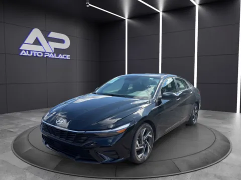 Gray 2025 HYUNDAI ELANTRA SEL KBB VALUE 20,650 WOW for sale in Columbus, OH