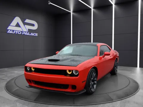 Orange 2023 DODGE CHALLENGER R/T KBB VALUE 33K WOW for sale in Columbus, OH