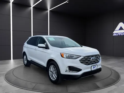 Another view of 2024 FORD EDGE SEL KBB VALUE 23K WOW for sale in Columbus, OH at Auto Palace