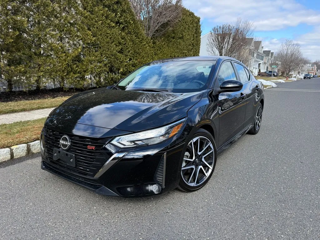 Black 2024 NISSAN SENTRA SR for sale in Columbus, OH