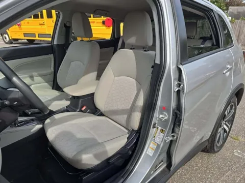 More photos of 2021 MITSUBISHI OUTLANDER SPORT ES at Auto Palace, OH