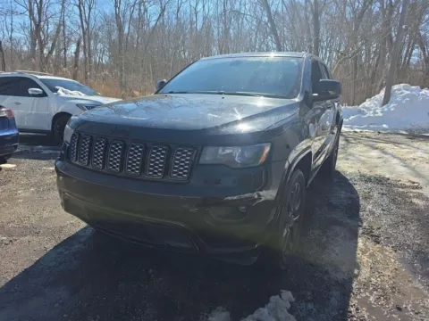 Black 2020 JEEP GRAND CHEROKEE LAREDO KBB VALUE 23K WOW for sale in Columbus, OH