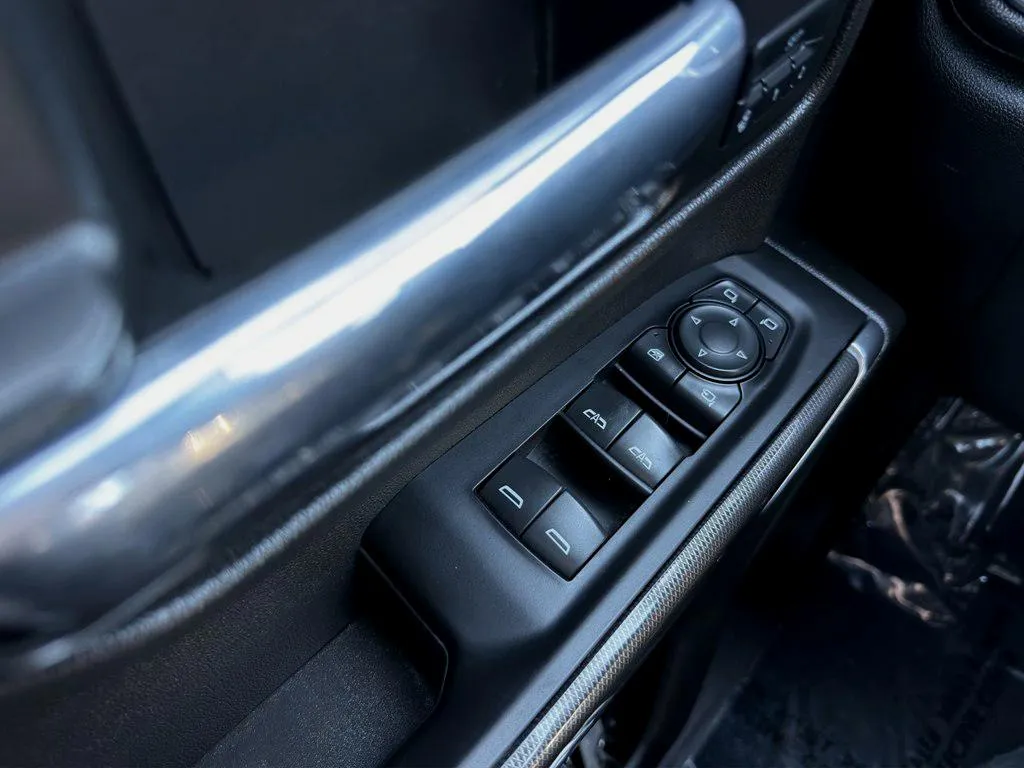 2021 GMC Sierra 1500 AT4 - Photo 9