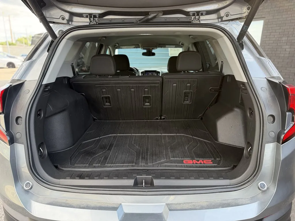 2021 GMC Terrain SLE - Photo 20