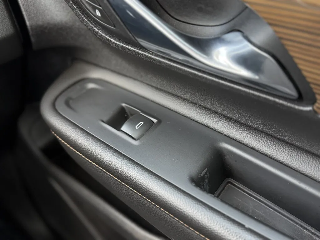 2021 GMC Terrain SLE - Photo 13