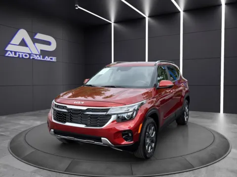 Red 2024 KIA SELTOS for sale in Columbus, OH
