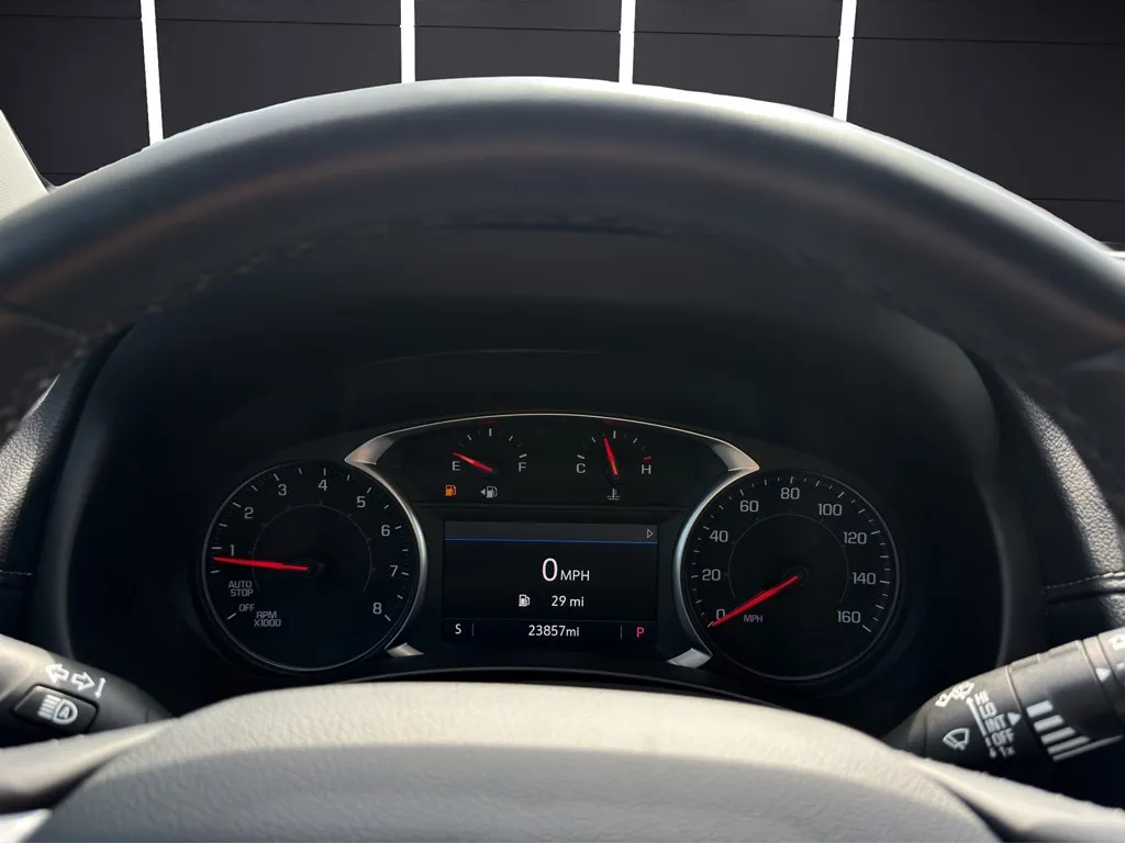 2024 GMC Terrain SLT - Photo 17