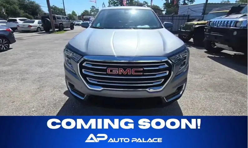 Gray 2024 GMC TERRAIN SLT for sale in Columbus, OH