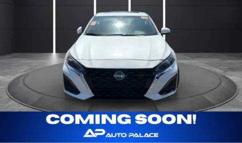White 2023 NISSAN ALTIMA SV for sale in Columbus, OH