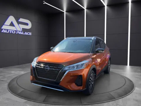 Orange 2023 NISSAN KICKS SV for sale in Columbus, OH