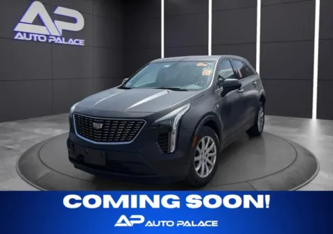 Black 2019 CADILLAC XT4 LUXURY for sale in Columbus, OH