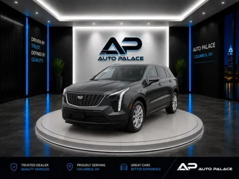Black 2019 CADILLAC XT4 LUXURY for sale in Columbus, OH