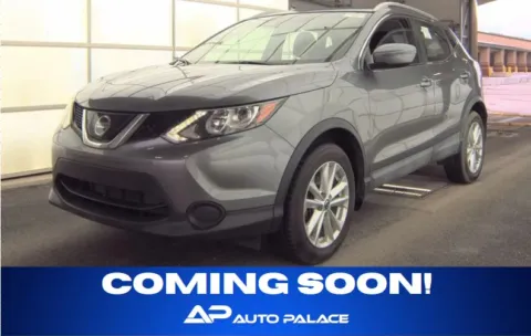 Gray 2019 NISSAN ROGUE SPORT SV for sale in Columbus, OH