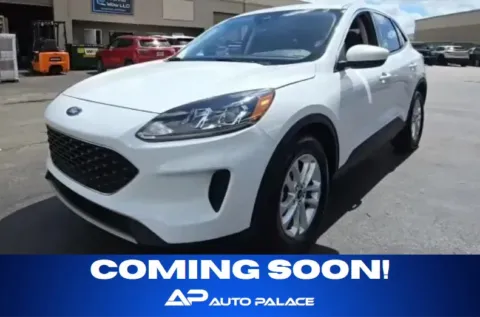 White 2022 FORD ESCAPE SE for sale in Columbus, OH