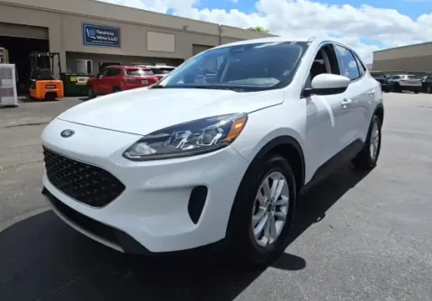White 2022 FORD ESCAPE SE for sale in Columbus, OH