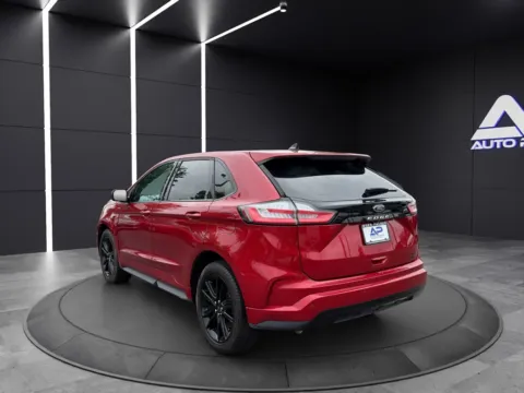 More photos of 2024 FORD EDGE ST LINE KBB VALUE 31K at Auto Palace, OH
